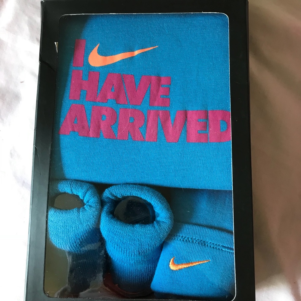 Nike “I have arrived” 3 pc outfit